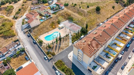 Apartamento T3 à venda em Quinta de São Clemente, 5 C-5