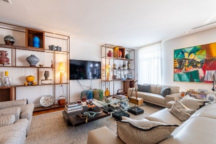 Apartamento T4 à venda na Gulbenkian - Praça Espanha