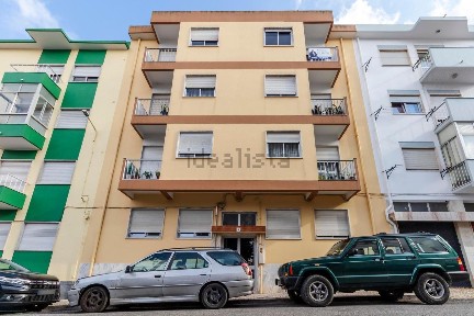 Apartamento T2 à venda na Rua Camilo Castelo Branco, 4
