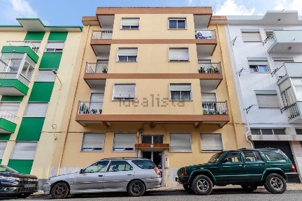 Apartamento T2 à venda na Rua Camilo Castelo Branco, 4