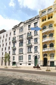 Espaço comercial à venda na Avenida António Serpa