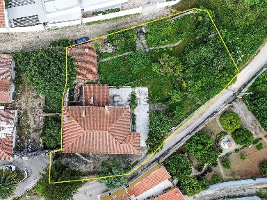 Moradia independente à venda em Dois Portos