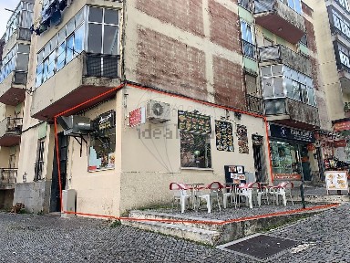 Negócio à venda na Praceta Dom Fernando II