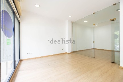 Espaço comercial à venda na Avenida François Mitterrand, 39