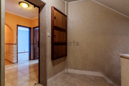 Apartamento T3 à venda na Rua Vale Mourão, 522735346