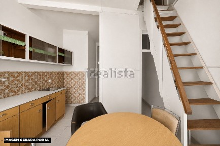 Apartamento T2 à venda na Travessa de São Jerónimo, 11