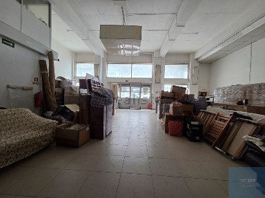 Espaço comercial à venda na Rua André de Gouveia, 4