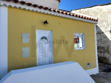 Casa ou moradia à venda em Alcoentre