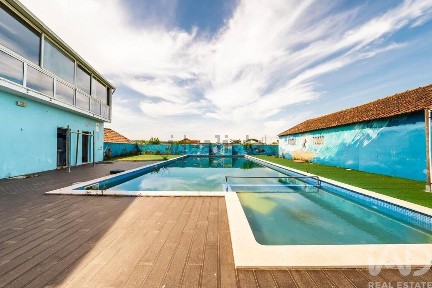 Espaço comercial à venda em Alguber