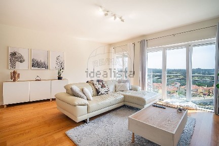 Apartamento T2 à venda na Avenida de Fitares