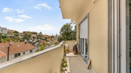 Apartamento T2 à venda na Avenida Dinamarca