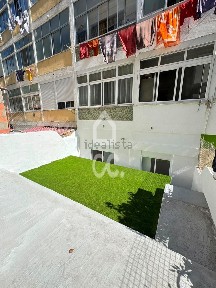 Apartamento T2 à venda em Sacavém e Prior Velho