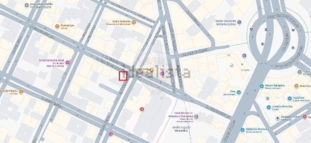Espaço comercial à venda na Rua Pinheiro Chagas