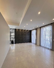 Espaço comercial à venda na Avenida da Peregrinação, 10