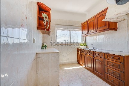 Apartamento T2 à venda na Rua João Chagas