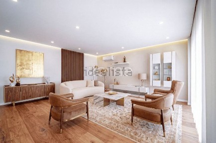Apartamento T4 à venda na Casal do Moledo, 14