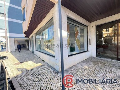 Espaço comercial à venda na Laranjeiras