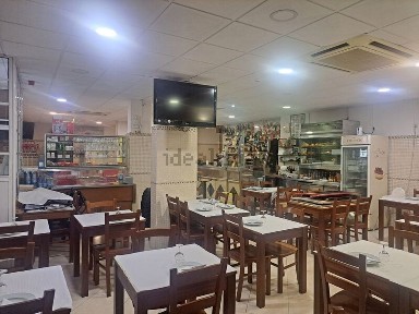 Espaço comercial à venda na Pombais - Patameiras