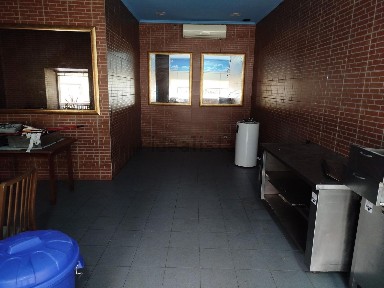 Espaço comercial à venda na Algueirão-Velho - Baratã - Casal da Mata