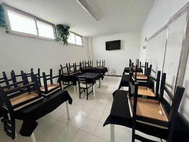 Espaço comercial à venda na Avenida do Movimento das Forças Armadas