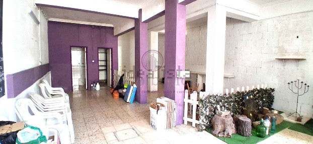 Espaço comercial à venda na Agualva