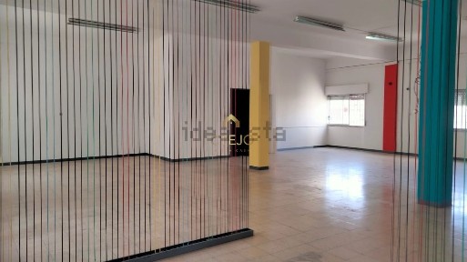 Espaço comercial à venda em Póvoa de Santa Iria e Forte da Casa