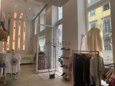 Espaço comercial à venda na Rua do Alecrim, 28 C