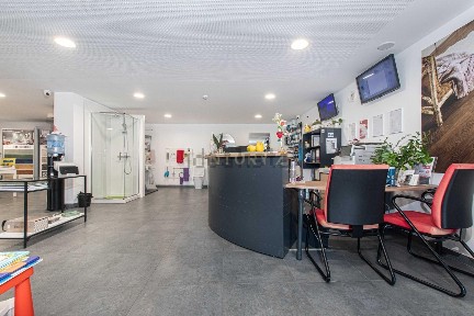 Espaço comercial à venda na Rua Basílio Teles