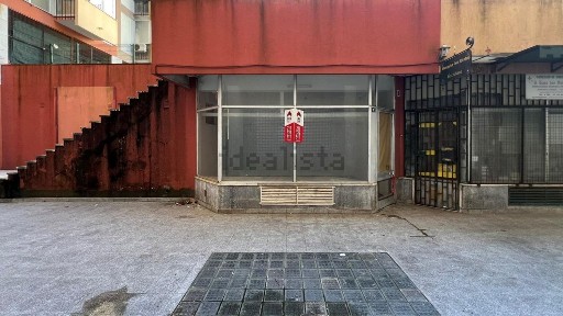 Espaço comercial à venda na Rua Doutor João de Barros, 13 h