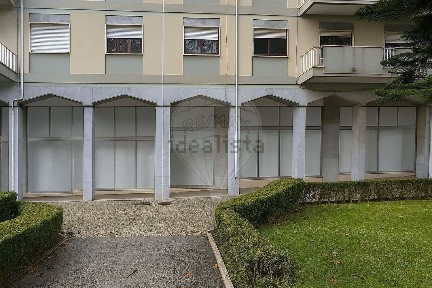 Torres Vedras e Matacães, Praceta Calouste Gulbenkian, 12