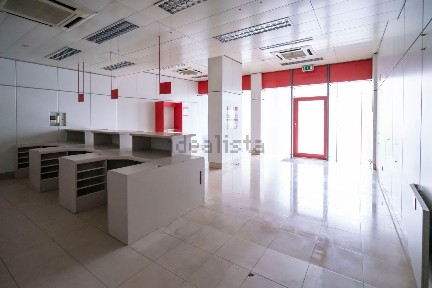 Espaço comercial à venda na Calçada de Carriche