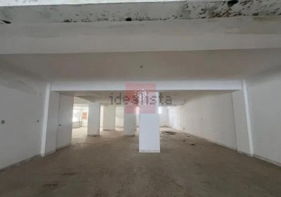 Armazém à venda na Rua José Baltazar Bastos Costa, 2