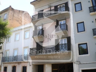 Espaço comercial à venda na Rua de Santo António à Estrela, 60