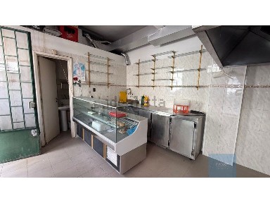 Espaço comercial à venda na Rua Carvalho Araújo, 15