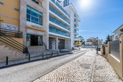 Espaço comercial à venda na Avenida Clotilde, 52