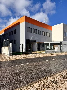 Armazém à venda na Rua Norberto de Oliveira, 4