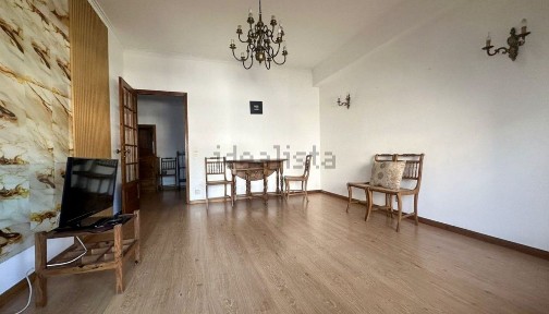 Apartamento T2 à venda na Santa Maria Maior