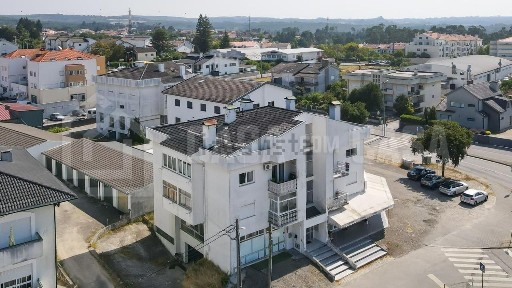 Apartamento T3 à venda na Zona Histórica
