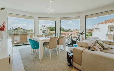 Apartamento T3 à venda na Avenida Doutor José Assis e Santos, 63