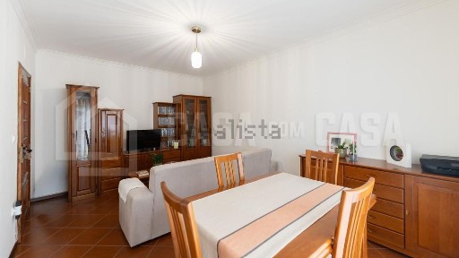 Apartamento T2 à venda em Abraveses
