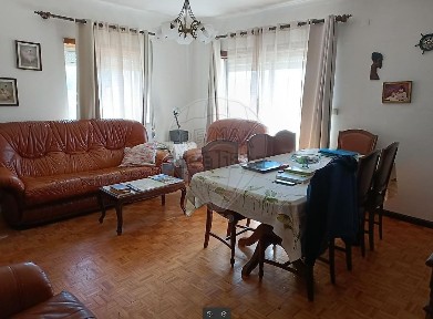 Canas de Senhorim, Rua da Tapada