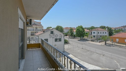 Apartamento T2 à venda em Santa Comba Dão