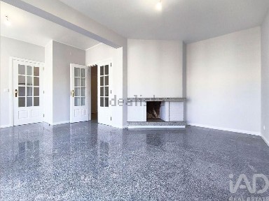 Apartamento T2 à venda na Santa Maria Maior