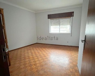 Apartamento T2 à venda na Rua de Cardoso Avelino, 31