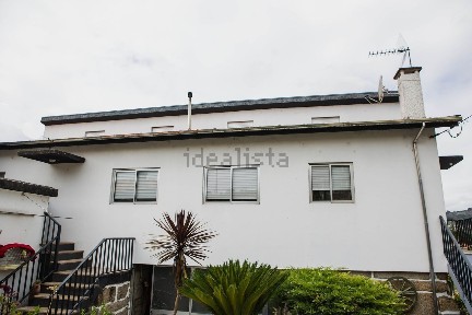 Moradia independente à venda em Cabeça Santa