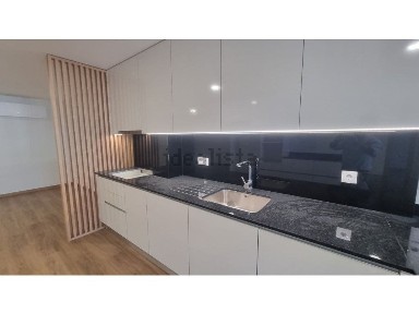 Apartamento T2 à venda na Avenida Doutor Alexandre Alves