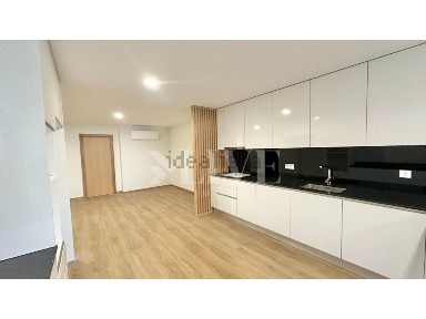 Apartamento T2 à venda em Ranhados