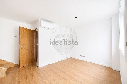 Apartamento T1 à venda no Viela de São Domingos