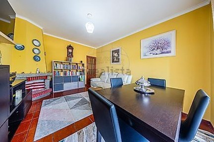 Apartamento T2 à venda na Gumirães - Santa Eugénia