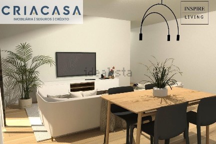 Apartamento T2 à venda na Rua 5 de Outubro